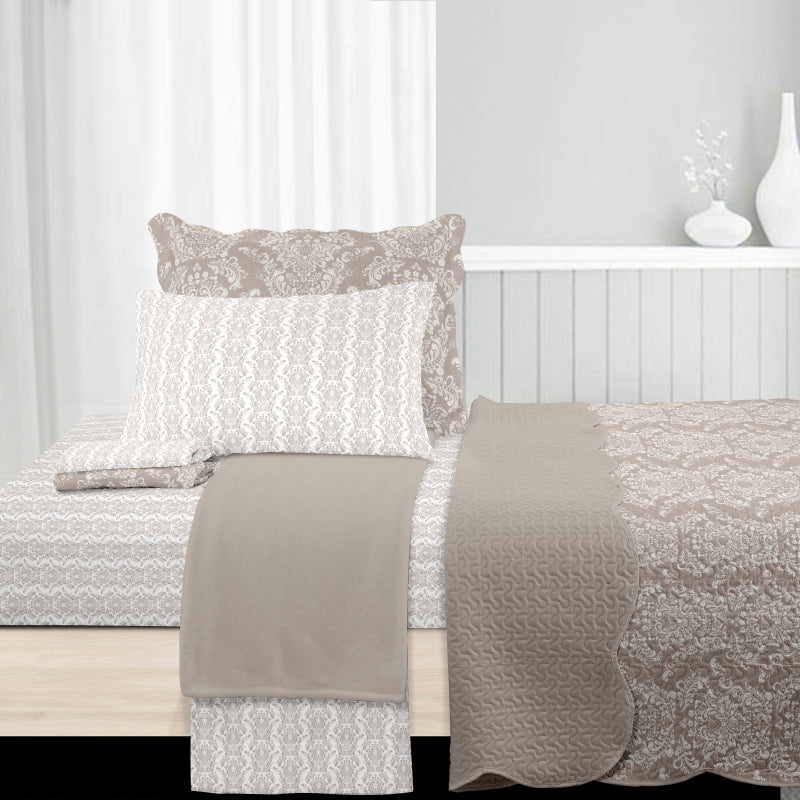 natural microfine fibre multi-needle quilting 8 piece quilt set, wholesale at affordable price, various size and pattern