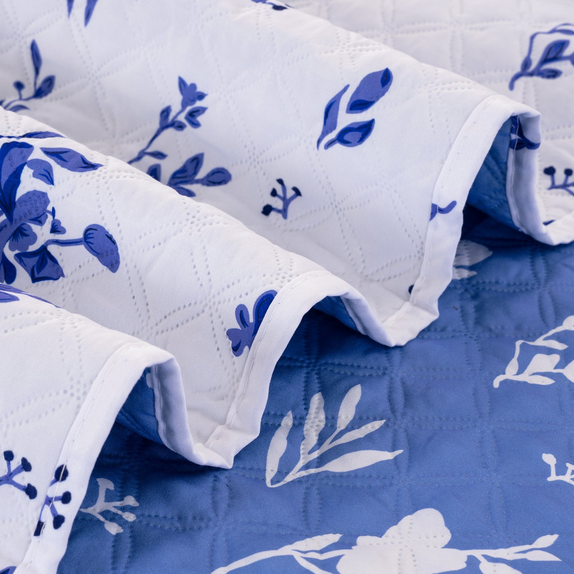 3 pcs flower printed wholesale quilt set, queen/king size bedding set, various size, affordable price, high quality