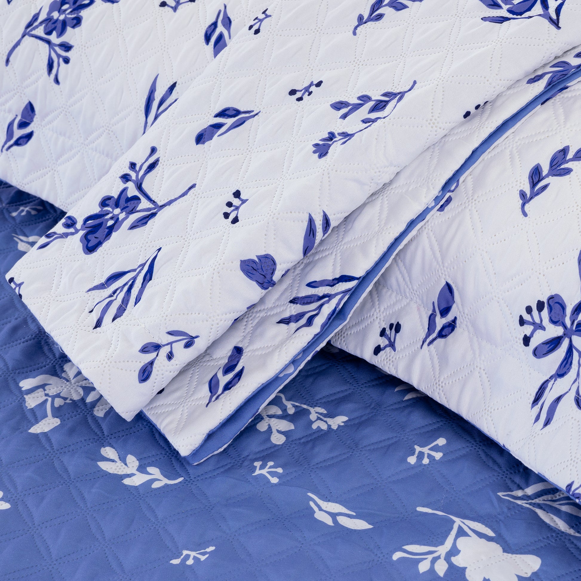 3 pcs flower printed wholesale quilt set, queen/king size bedding set, various size, affordable price, high quality