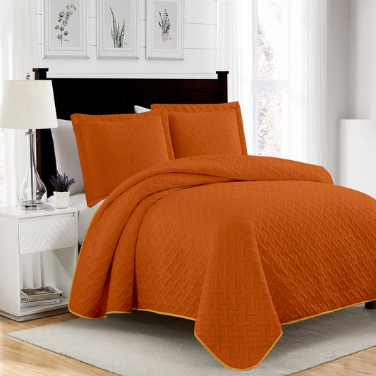 orange quilt set with 2 pillowcases